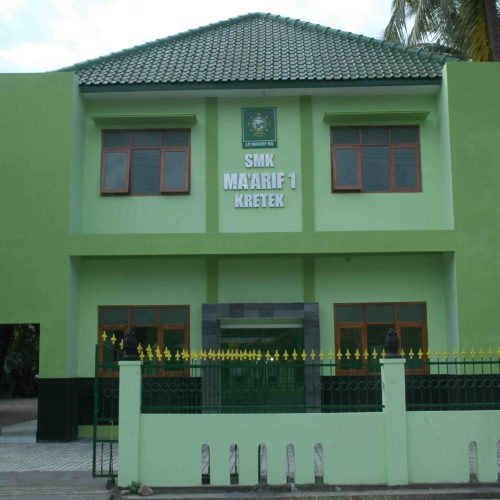 smk ma'arif kretek