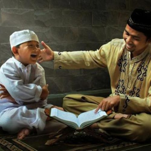 Humor: Ketika Kiai Menguji Santrinya Humor: Ketika Kiai Menguji Santrinya