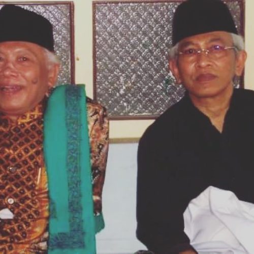 Gus Mus dan Gus Kholil Muda Belajar Ilmu Kejadugan di Lirboyo