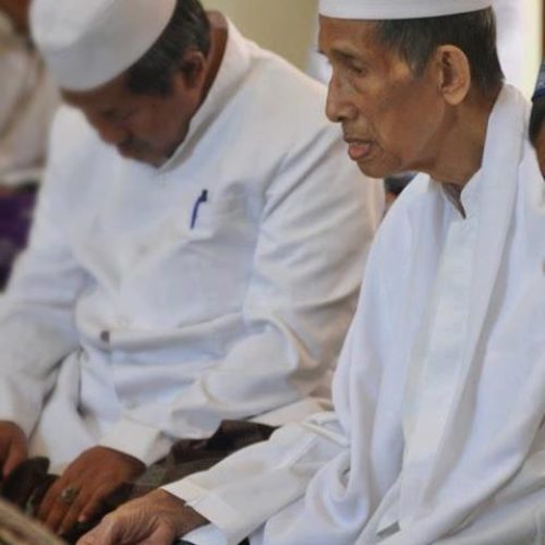 Sholatnya Simbah Kiai Zainal Abidin Munawwir Krapyak