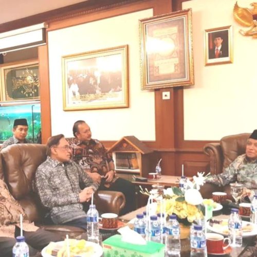 anwar ibrahim di pbnu