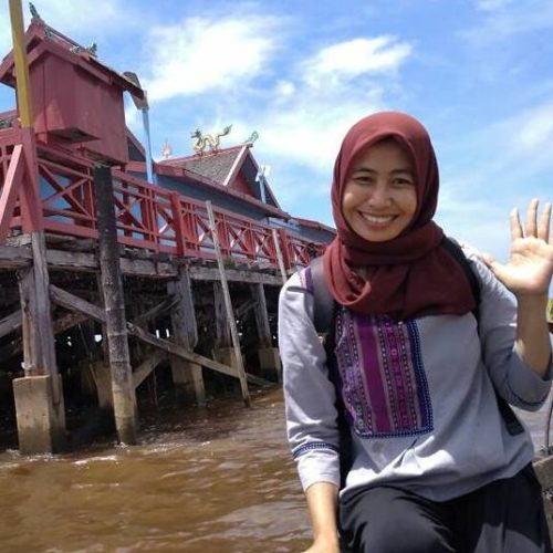 enik fatayat enik fatayat
