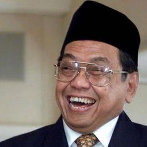 Humor: Kiai Madura, Gus Dur dan Covid-19 Humor: Kiai Madura, Gus Dur dan Covid-19