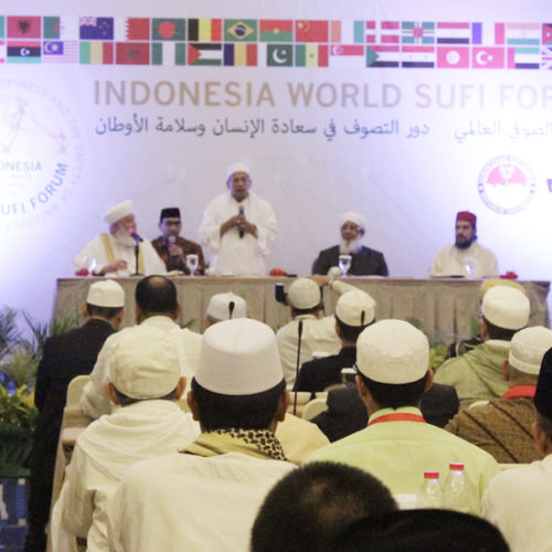Habib Luthfi Sufi Dunia