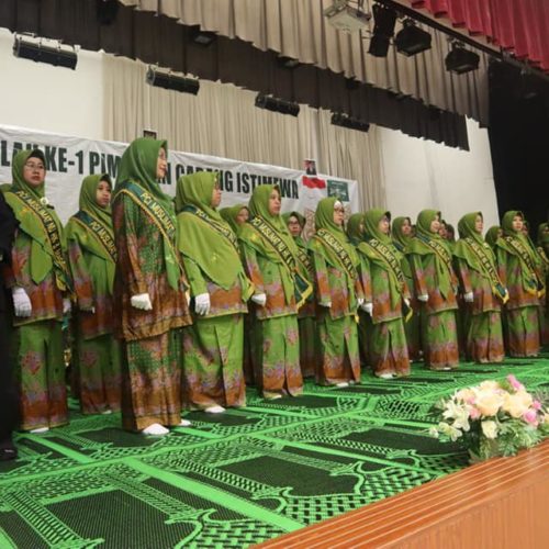 perempuan perkasa Hongkong