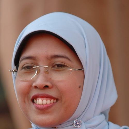 Ibu Nyai Badriyah Fayumi, Ulama Perempuan yang Gigih Berjuang