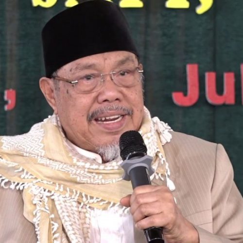 Kiai Tolchah Hasan 2
