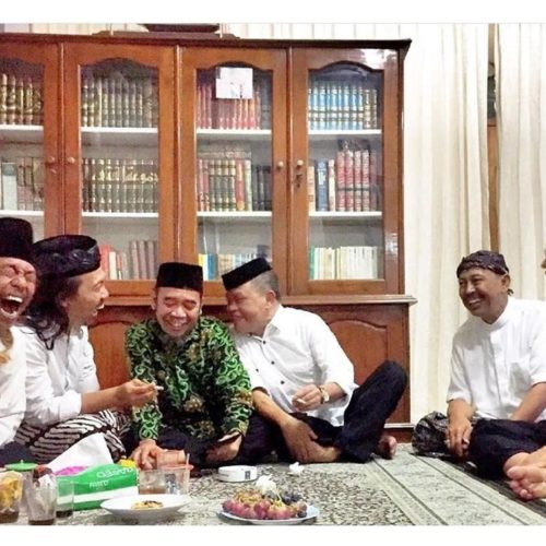gus mus dan para seniman