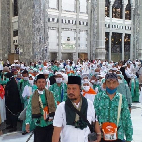 Hikmah Humor Madura: Haji Dulu Saja, Beli Mobil Tidak Masuk Rukun Islam