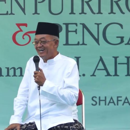 kiai mu'adz thohir kiai mu'adz thohir