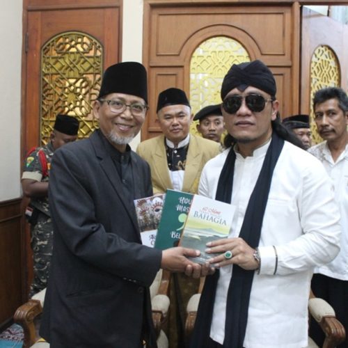 gus miftah