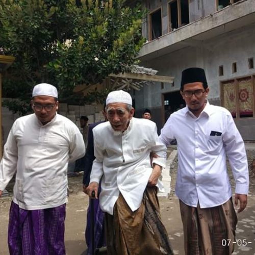 Waktu Baca Yasin Fadlilah Mbah Maimoen Zubair
