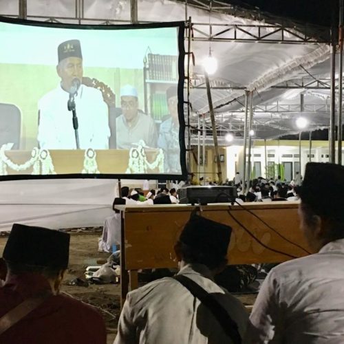 KH. Marzuki Mustamar Bakal Tulis Manaqib Bung Karno dan Biografi Syaikh Abdul Qodir Al Jailani