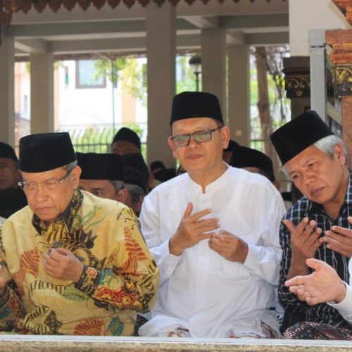 Sambut Hari Santri, Rombongan PBNU Ziarah Ke Muassis NU