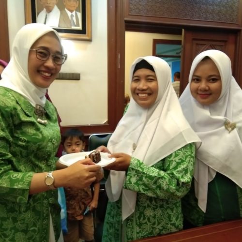mbah anggia dan mbak khotim