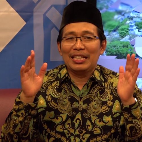 Ngaji Tafsir Al-Muthaffifin Mencapai Derajat Al-Abror Ngaji Tafsir Al-Muthaffifin Mencapai Derajat Al-Abror