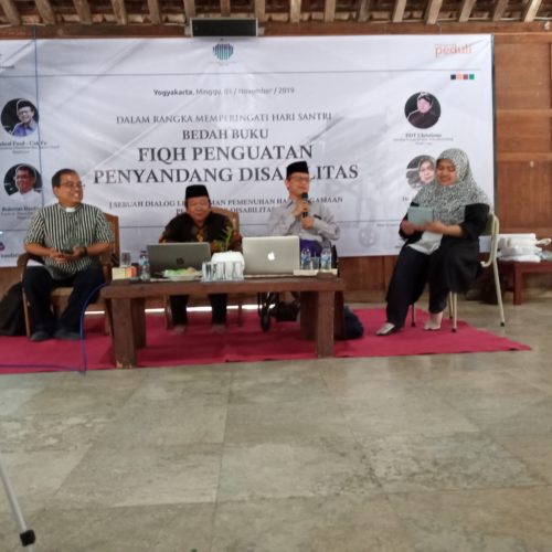 Pesantren Bumi Cendekia Gelar Bedah Buku Fiqh Penyandang Disabilitas
