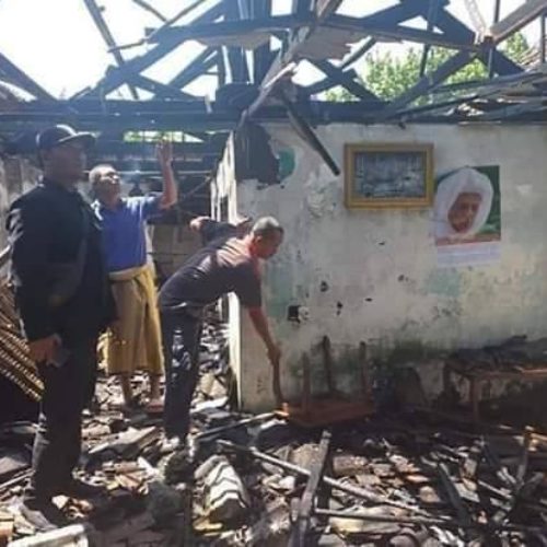 foto habib lutfi tidak terbakar