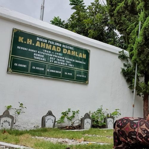 ziarah makam kiai ahmad dahlan