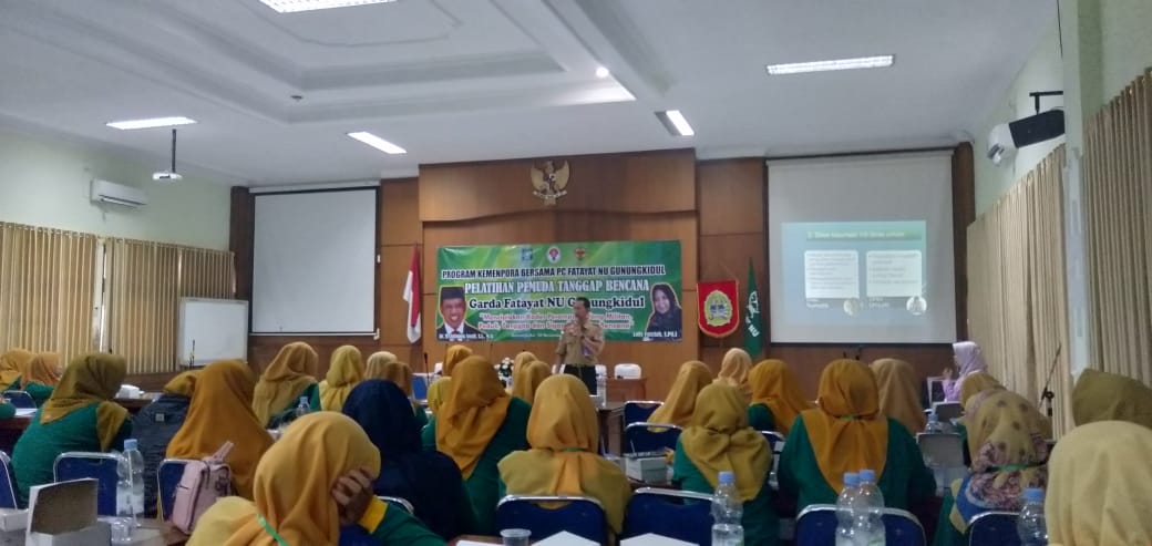 PC Fatayat NU Gunungkidul Gelar Pelatihan Pemudi Tanggap Bencana Bersama Kemenpora