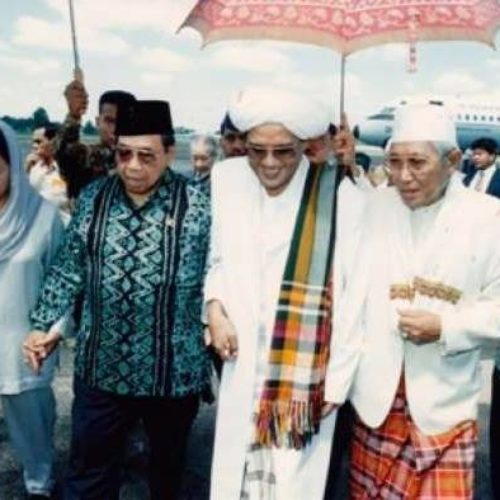 guru sekumpul dan gus dur