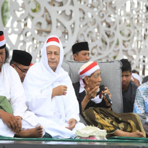 gus muwafiq dan habib lutfi bin yahya gus muwafiq dan habib lutfi bin yahya