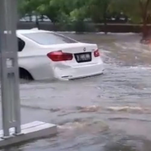 Barang yang Terhanyut Banjir itu Milik Siapa?