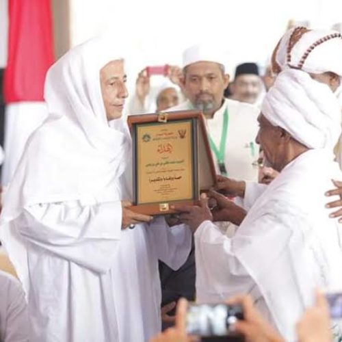 Menyingkap Rahasia Habib Lutfi Jadi Pemimpin Para Sufi Dunia