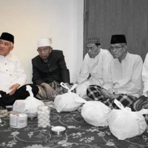 Ini Pendapat Empat Madzhab Tentang Tahlilan Ini Pendapat Empat Madzhab Tentang Tahlilan