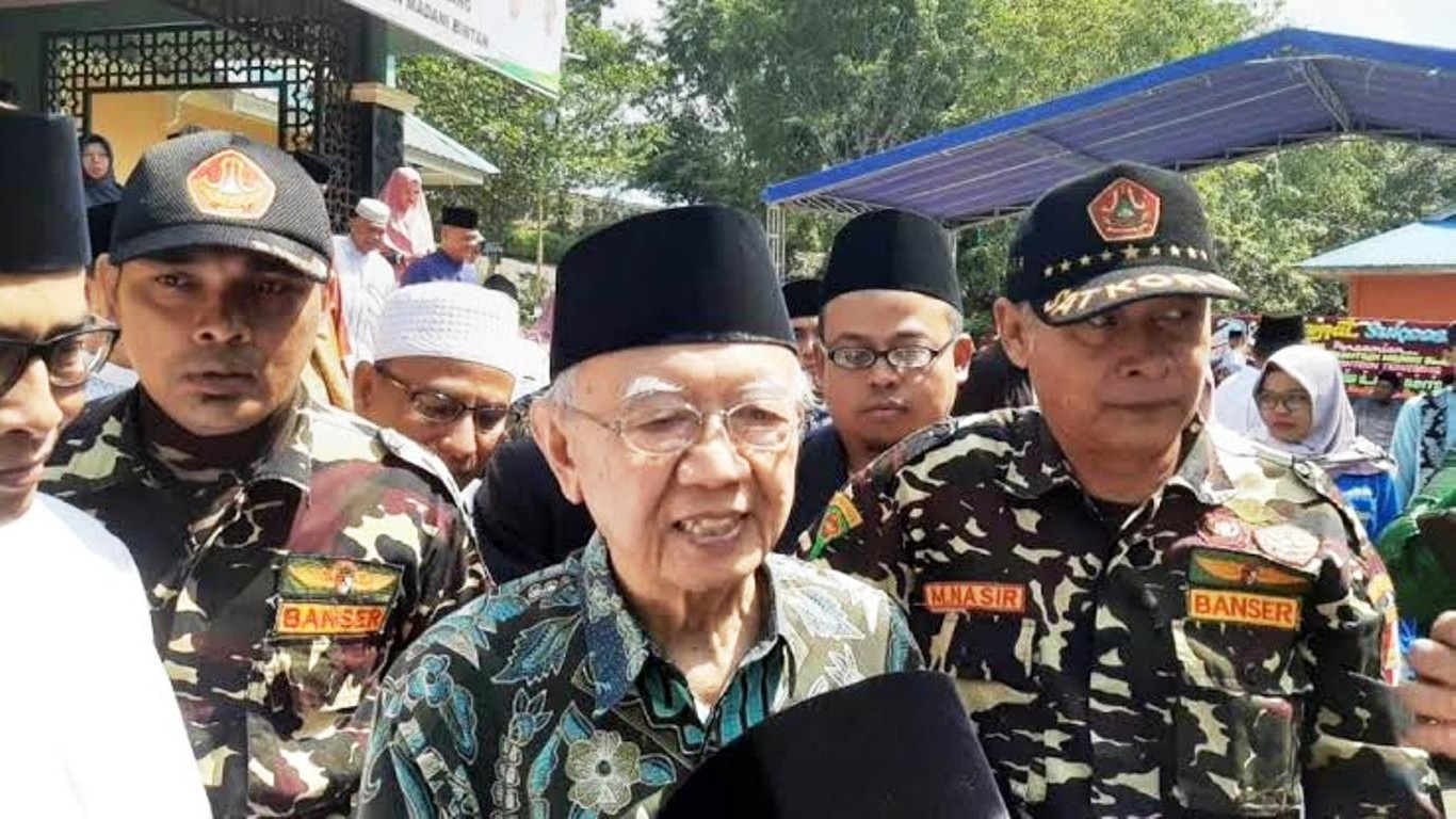 Ini Rangkaian Pemakaman Gus Sholah di Tebuireng