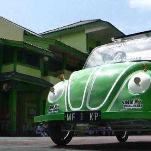 Kreatif! Siswa SMK Ma'arif 1 Wates Ciptakan Mobil Listrik Tenaga Surya