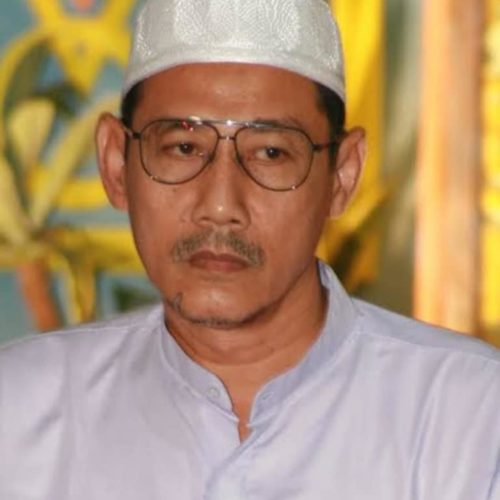 Mengenal Keistimewaan KH Habibulloh Zaini Lirboyo Mengenal Keistimewaan KH Habibulloh Zaini Lirboyo