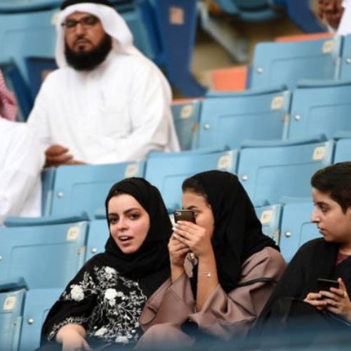Potret Terkini Arab Saudi Semua Serba Wanita dan Ziarah Kubur Potret Terkini Arab Saudi: Semua Serba Wanita dan Ziarah Kubur
