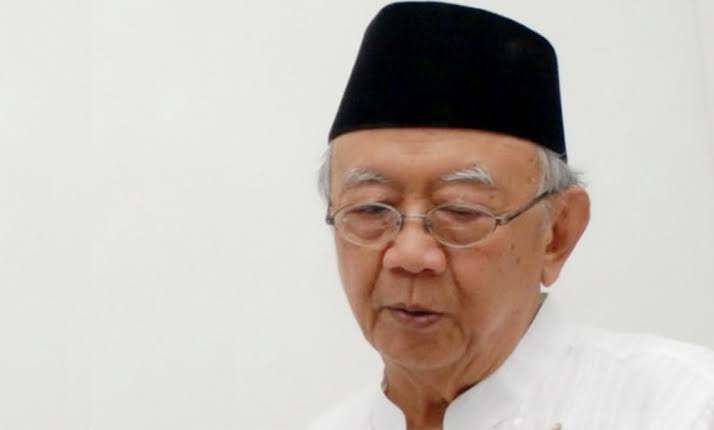 gu sholah tebuireng jombang