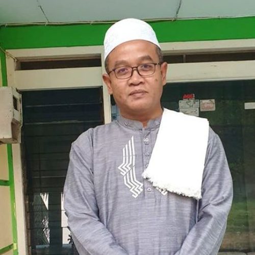 gus nadhif tayu pati Khutbah Jumat Tentang Munajat dan Saling Menolong Saat Wabah Corona