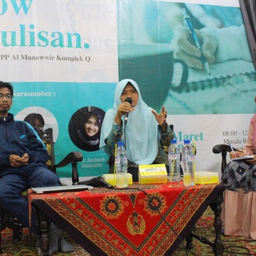 Hadirkan Redaktur Mojok, PP. Al Munawwir Komplek Q Gelar Talkshow Kepenulisan