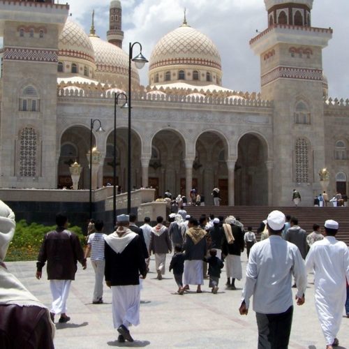 Ke Masjid itu Ibadah, tapi Bagaimana Kalau Ada Sekawanan Srigala Liar?