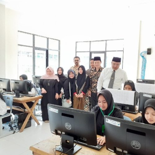 Humor: Cara Menjadi Wali di Era Teknologi
