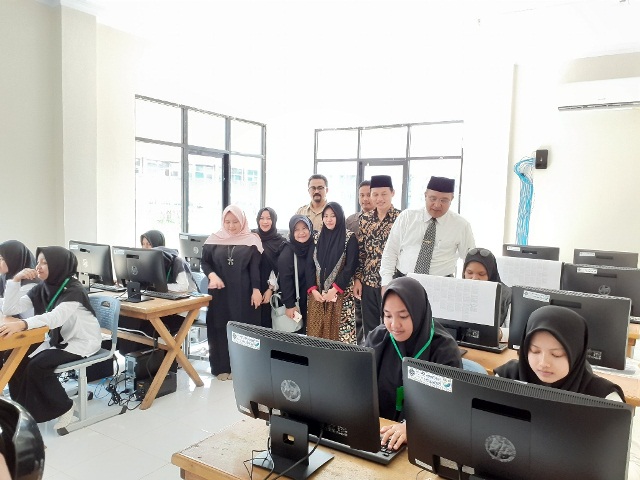 Humor: Cara Menjadi Wali di Era Teknologi