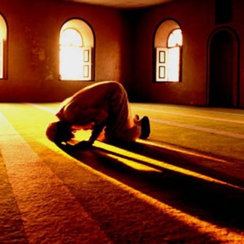 Dosa Meninggalkan Sholat Fardhu yang Lebih Besar daripada Zina