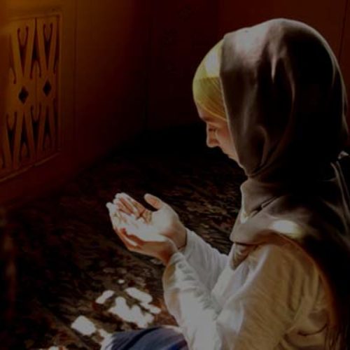 Kenapa Niat Puasa Ramadhan Harus Diulang-ulang Tiap Malam?