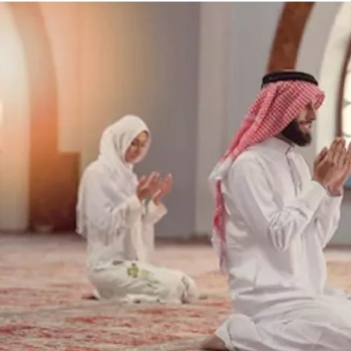 Selalu Baca Qulhu Saat Jadi Imam Tarawih, Bolehkah?