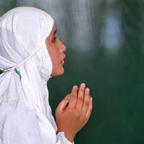 Sufi Miskin dan Kisah Keberkahan Seorang Wanita