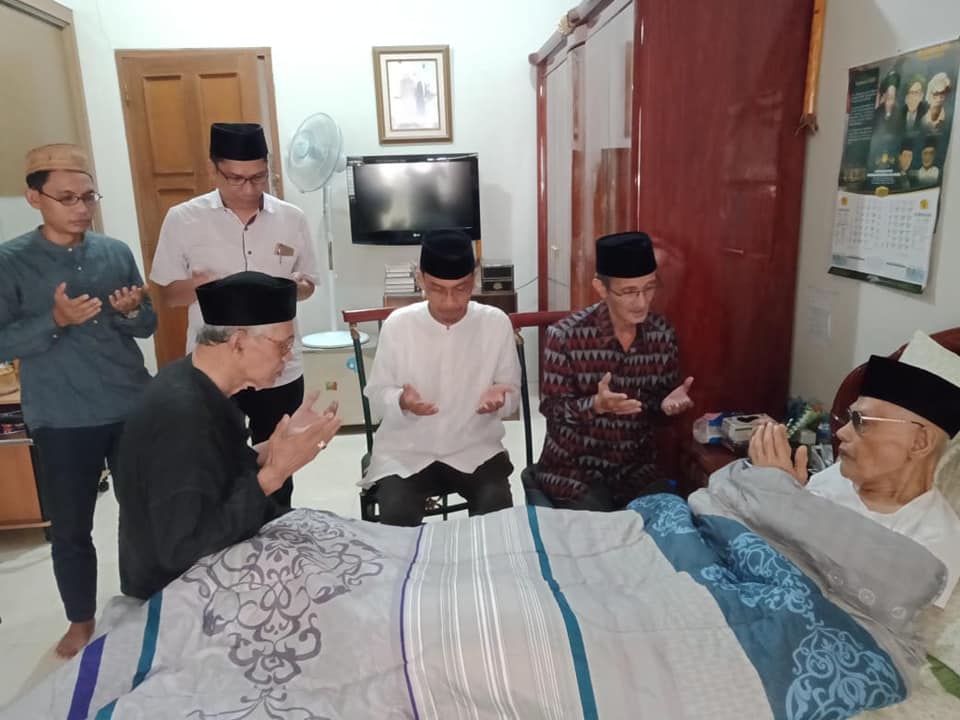 dialog dengan kh ali yafie