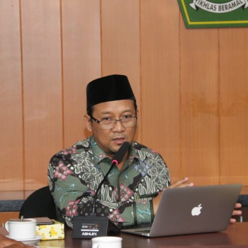 Gus Hilmy: Tidak Ada Alasan Menolak Jenazah Covid-19