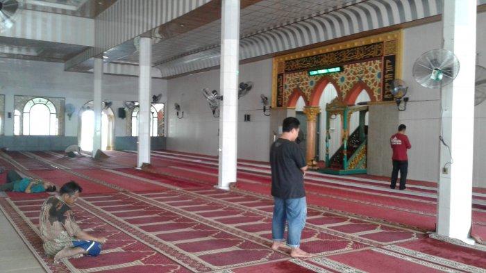 Ini Dasar Hukum Bolehnya Meninggalkan Sholat Jum'at