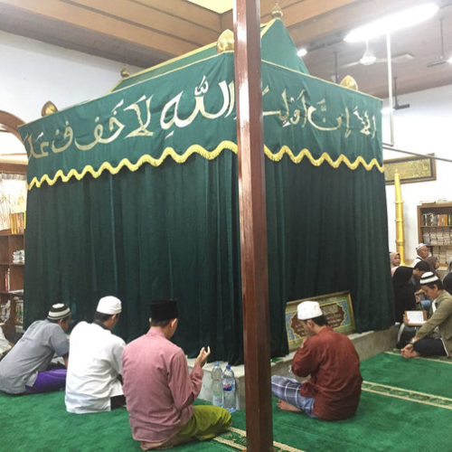 Sejarah Singkat Habib Husein Alaydrus dan Makam Luar Batang