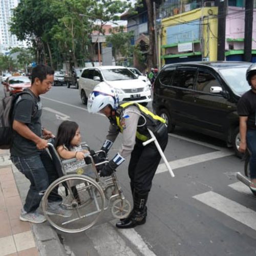 Yang Kuat Jangan Diberi Kemudahan, Yang Lemah Jangan Dipersulit