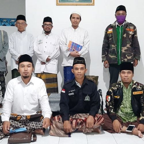 Warga NU Sewon Semangat Mengaji di Tengah Pandemi Warga NU Sewon Semangat Mengaji di Tengah Pandemi