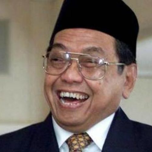 Gus Dur dan Kereta Api yang Bisa Berdiri Gus Dur dan Kereta Api yang Bisa Berdiri